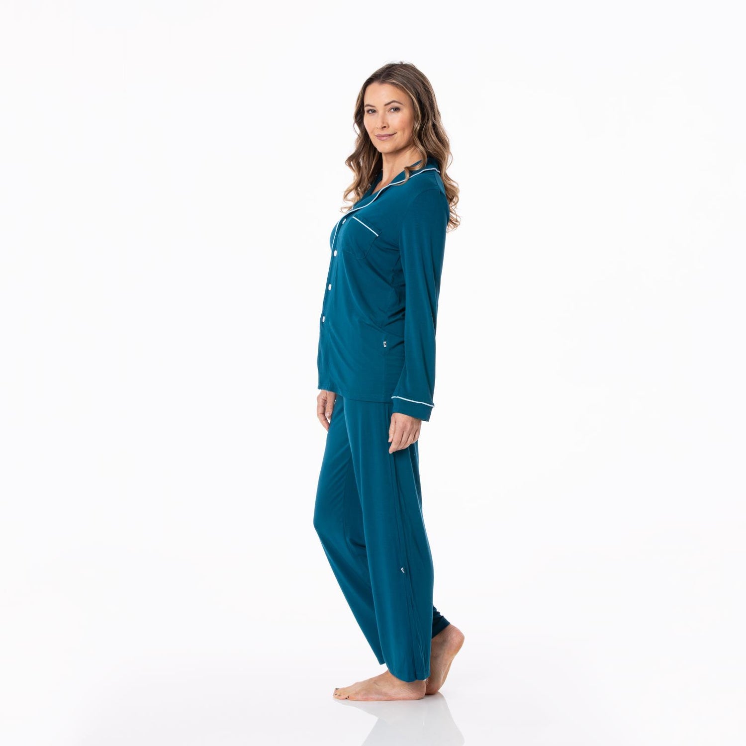 Women's Long Sleeved Collared Pajama Set in Peacock with Pond