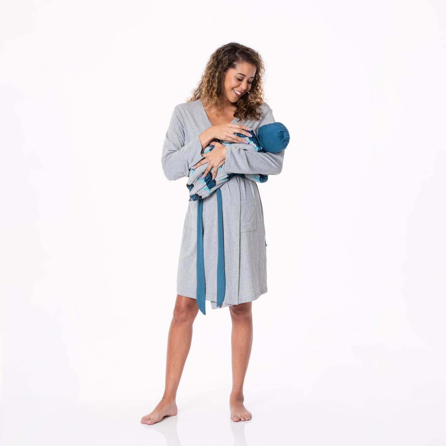 Women's Mid Length Lounge Robe & Layette Gown Set in Heathered Mist Night Sky Bear