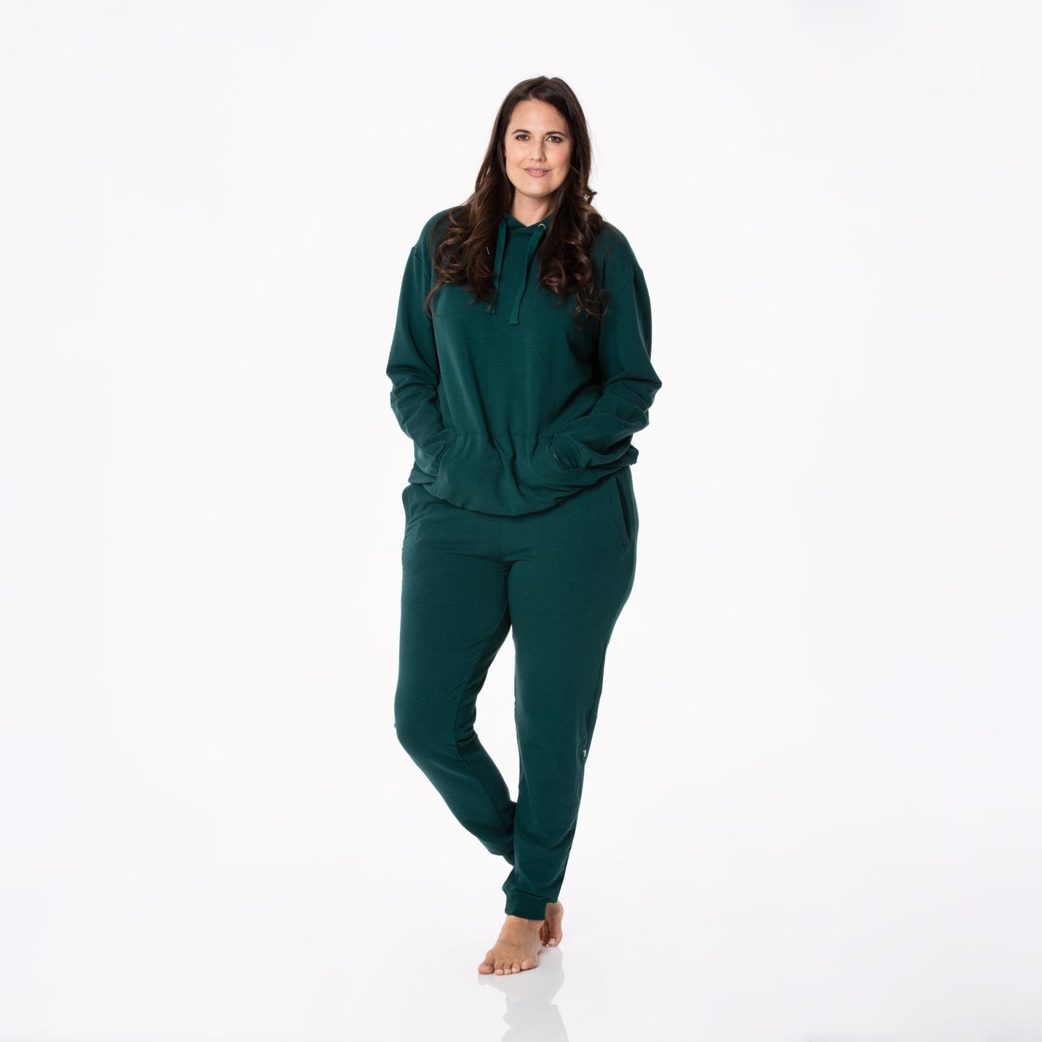 Women's Solid Fleece Kangaroo Pocket Pullover in Pine